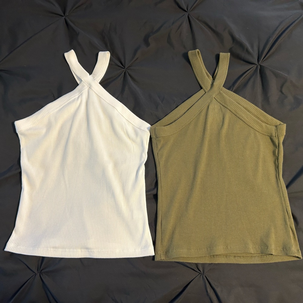 Set of 2 Tank Tops!!